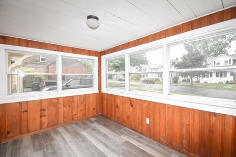 99 Jenness St, Springfield, MA 01104 photo 8