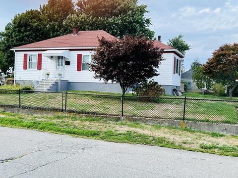 92 Oman St, Fall River, MA 02721 photo 2