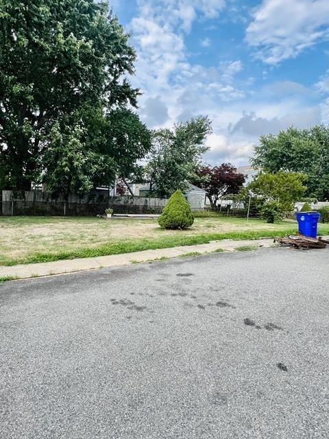 92 Oman St, Fall River, MA 02721 photo 4