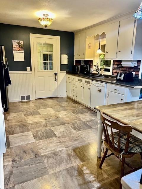 7 Springbrook Rd, Auburn, MA 01501 photo 12