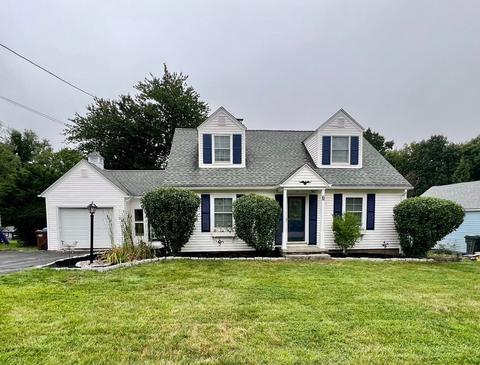 7 Springbrook Rd, Auburn, MA 01501 photo 2