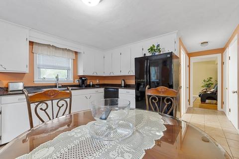 9 Summit Ave, Saugus, MA 01906 photo 15