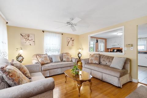 9 Summit Ave, Saugus, MA 01906 photo 10
