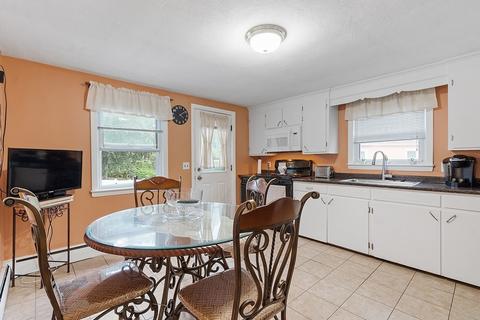 9 Summit Ave, Saugus, MA 01906 photo 11