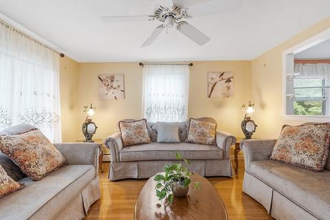 9 Summit Ave, Saugus, MA 01906 photo 9