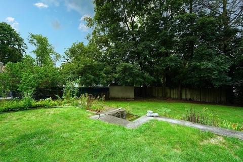 81 E Bacon St, Plainville, MA 02762 photo 34
