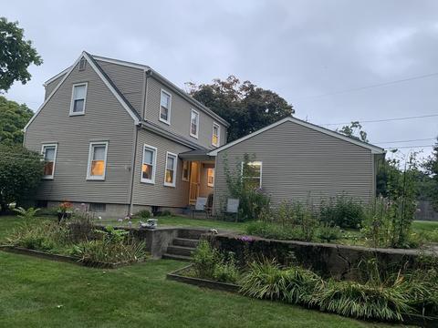 81 E Bacon St, Plainville, MA 02762 photo 3