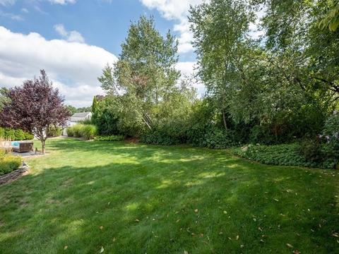 77 Putting Ln, Chicopee, MA 01020 photo 10