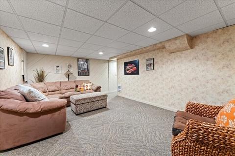 77 Putting Ln, Chicopee, MA 01020 photo 38