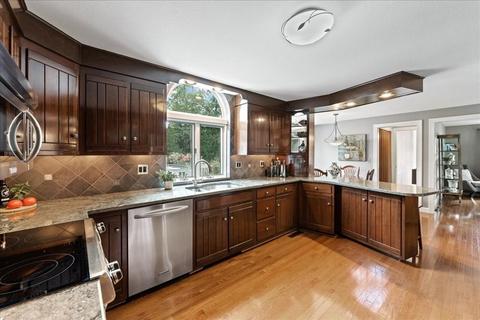 77 Putting Ln, Chicopee, MA 01020 photo 25