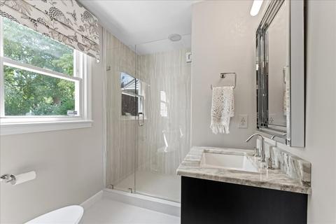 77 Putting Ln, Chicopee, MA 01020 photo 21
