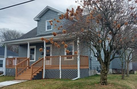 8 Cuba Rd, Worcester, MA 01603 photo 2