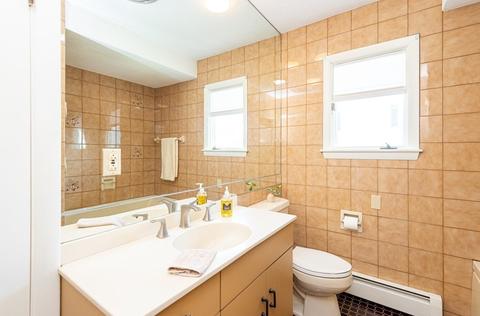 18 Sutton Ave, Salem, MA 01970 photo 31