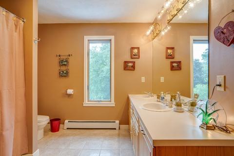 111 Jackman St, Georgetown, MA 01833 photo 31