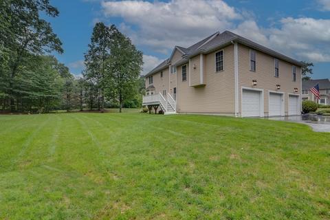17 Hillside Dr, Georgetown, MA 01833 photo 4