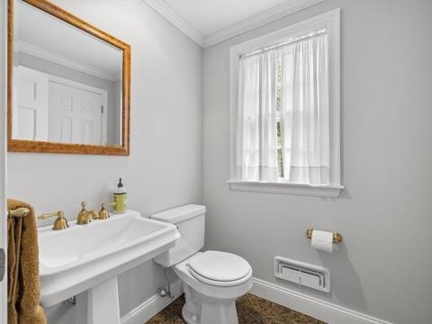 45 Cartwright Rd, Wellesley, MA 02482 photo 12