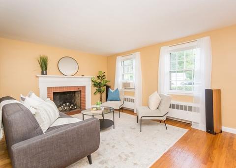 71 Robinwood Ave, Needham, MA 02492 photo 4