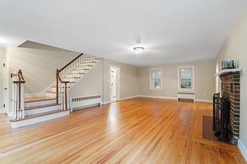 211 Clark St, Worcester, MA 01606 photo 8