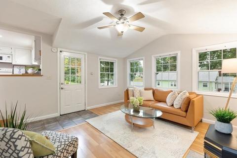 10 Birch Rd, Reading, MA 01867 photo 12