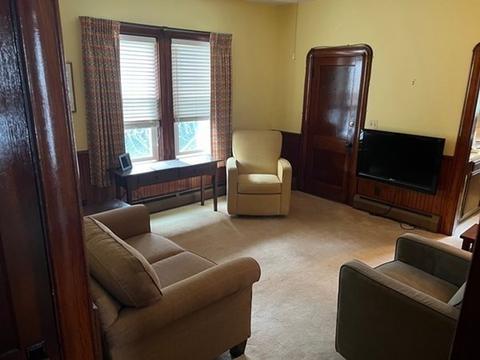 57 Mott St, Fall River, MA 02721 photo 3