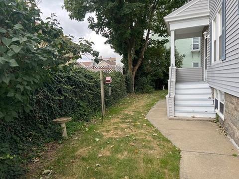 57 Mott St, Fall River, MA 02721 photo 2