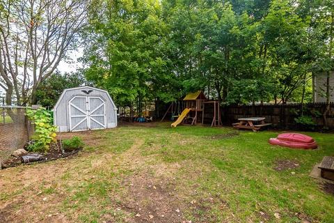 50 Lancaster Rd, Dedham, MA 02026 photo 29