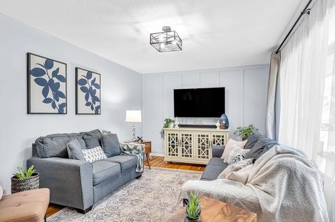 11 Gardens Dr, Springfield, MA 01119 photo 4
