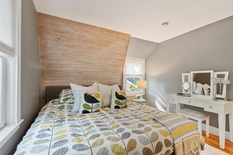 12 Thorndike St, Reading, MA 01867 photo 21