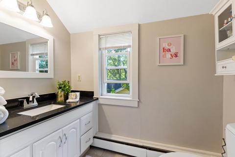 12 Thorndike St, Reading, MA 01867 photo 25