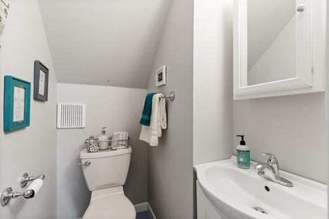 12 Thorndike St, Reading, MA 01867 photo 20