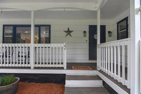 32 Colonial Rd, Sutton, MA 01590 photo 3
