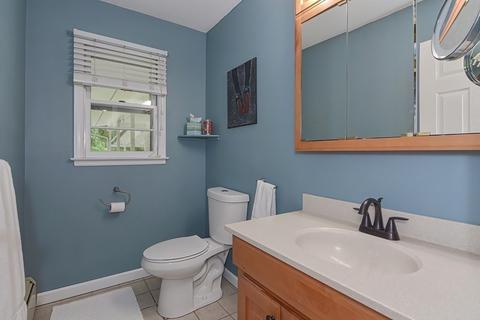 32 Colonial Rd, Sutton, MA 01590 photo 18