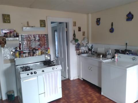 11 Larch St, Worcester, MA 01609 photo 5