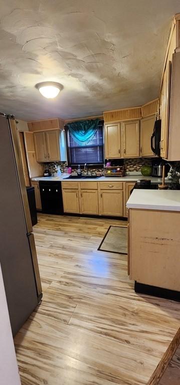 7 Gilmore St, Chicopee, MA 01013 photo 2