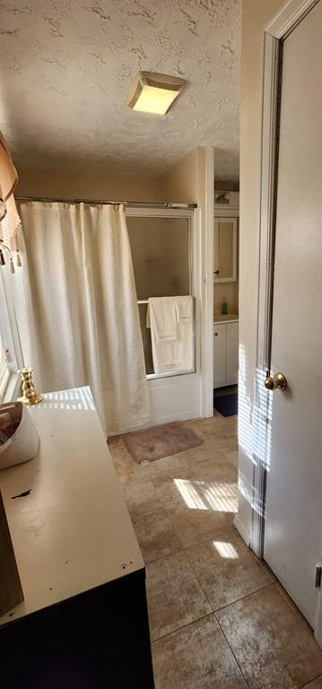 7 Gilmore St, Chicopee, MA 01013 photo 3