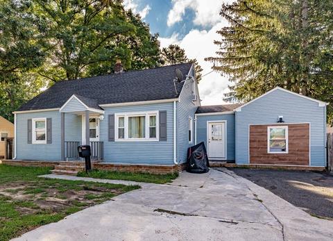1247 Page Blvd, Springfield, MA 01104 photo 2