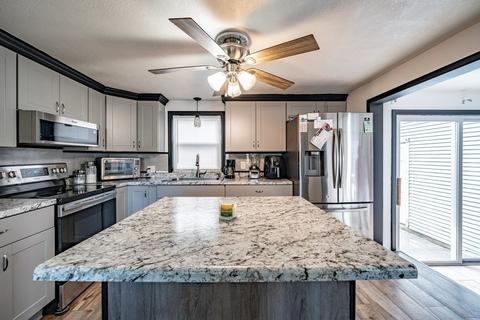 1247 Page Blvd, Springfield, MA 01104 photo 4