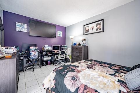 1247 Page Blvd, Springfield, MA 01104 photo 16