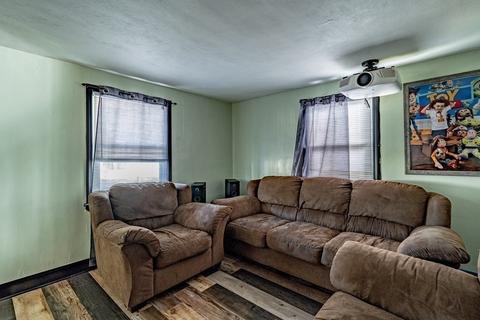 1247 Page Blvd, Springfield, MA 01104 photo 13
