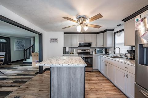1247 Page Blvd, Springfield, MA 01104 photo 5