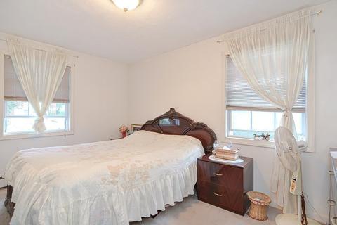 68 Bowker, Worcester, MA 01604 photo 13