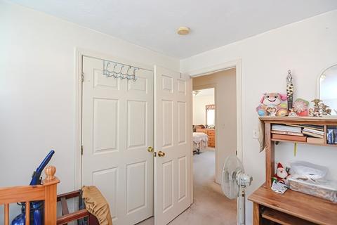 68 Bowker, Worcester, MA 01604 photo 16