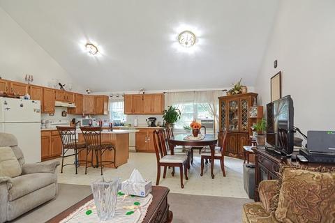 68 Bowker, Worcester, MA 01604 photo 6