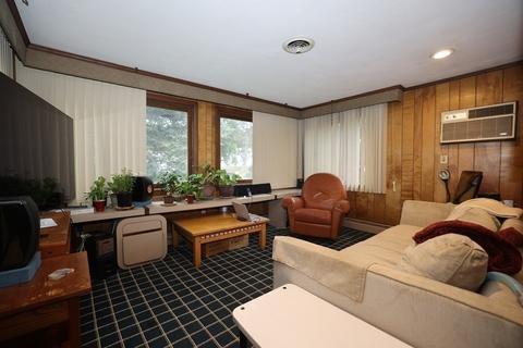 151 Woodbine Cir, Needham, MA 02492 photo 6
