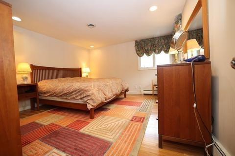 151 Woodbine Cir, Needham, MA 02492 photo 7