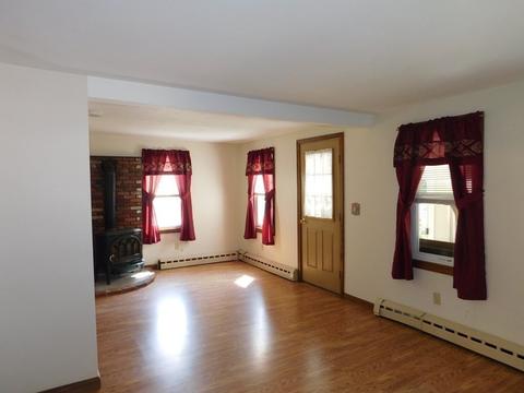 169 Whitins Rd, Sutton, MA 01590 photo 4