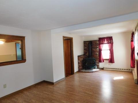 169 Whitins Rd, Sutton, MA 01590 photo 3