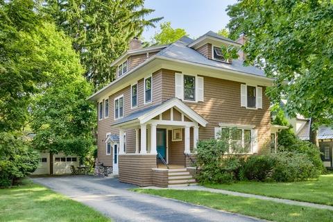 110 Beeching St, Worcester, MA 01602 photo 1