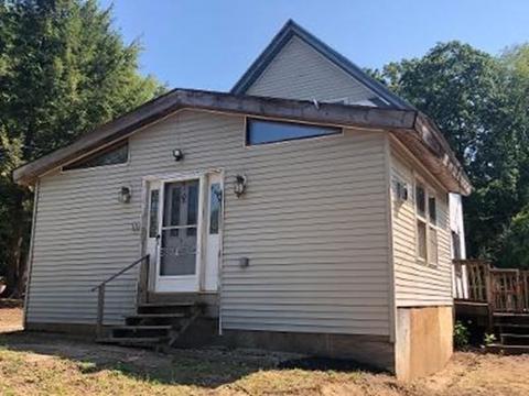 16 Smith Ave, Orange, MA 01364 photo 9