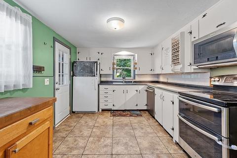 109 Minebrook Rd, Webster, MA 01570 photo 3